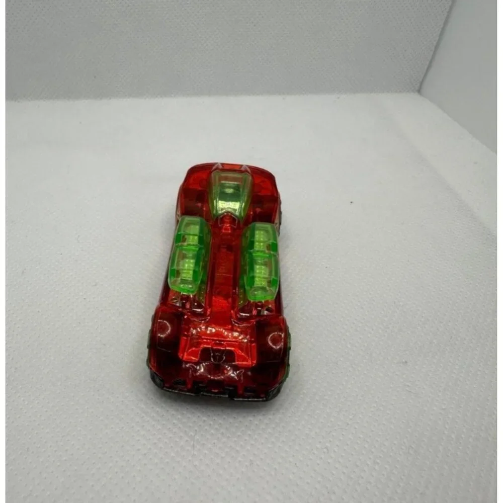 2004 Hot Wheels Stunt Racers Series Limited Edition What 4-2 Car 1:64 Mattel Red